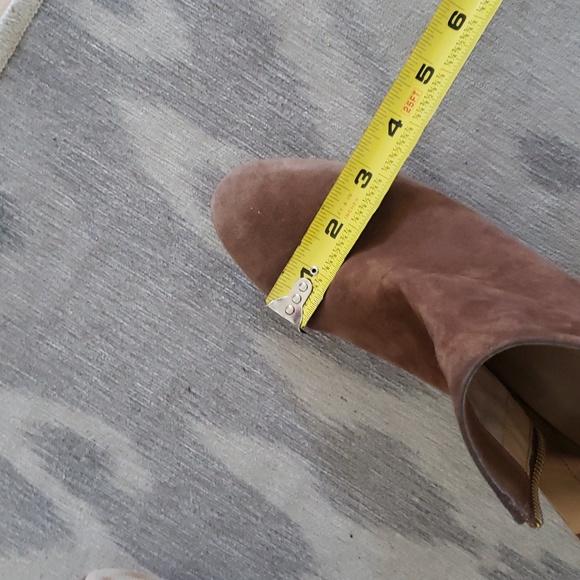 Michael Kors Brown suede booties size 5.5 - Picture 14 of 14